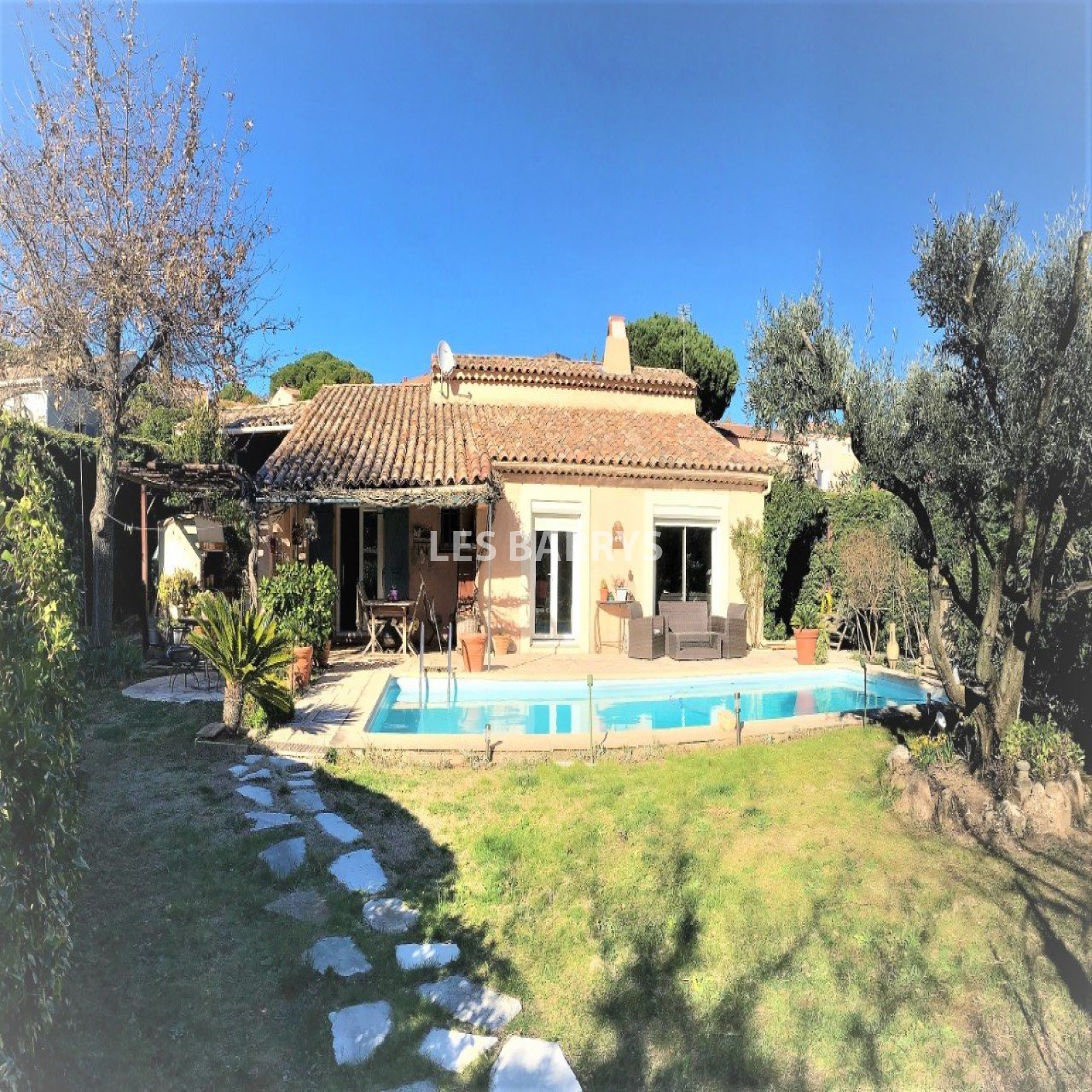 vente A vendre à Gassin, jolie villa individuelle de 140 m² avec