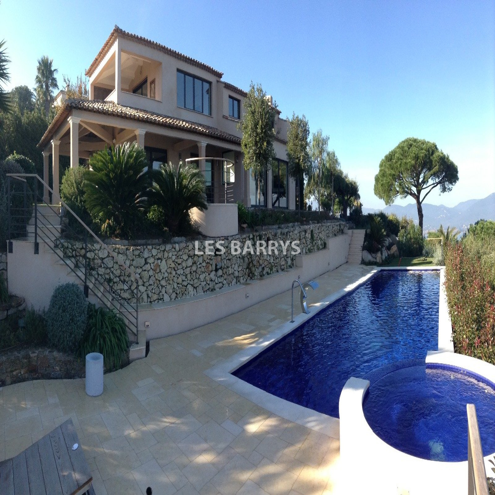 vente SaintTropez / Gassin superbe propriété à vendre vue mer