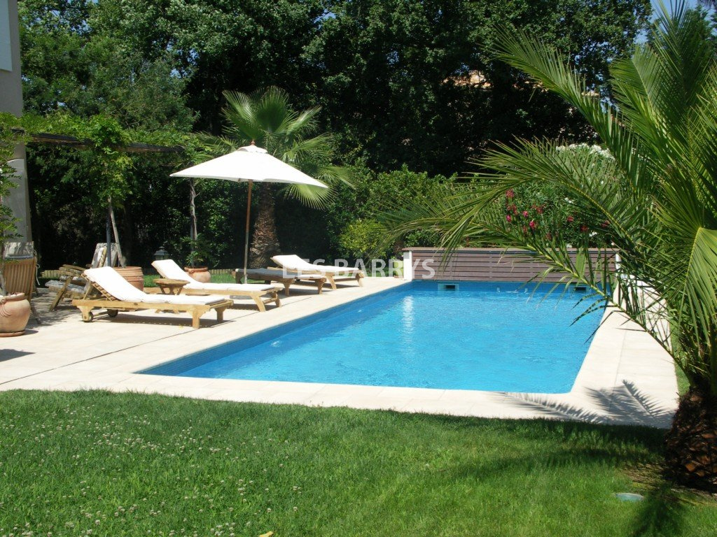 Saint Tropez Villa For Rent Near The Center 4 Bedrooms