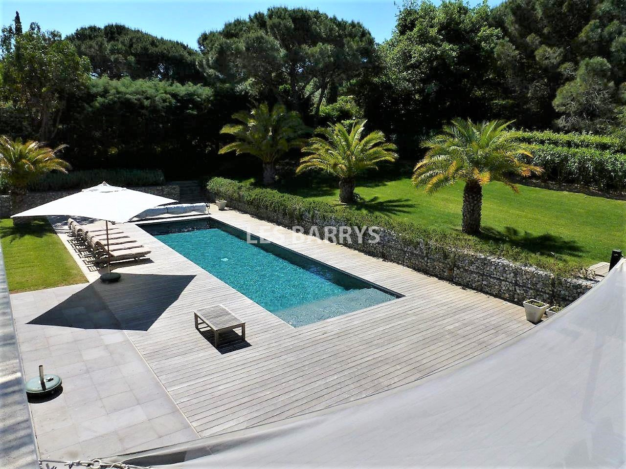 ferienhausvermietung Saint-Tropez Luxus-moderne Villa zur ... ferienhausvermietung Saint-Tropez Luxus-moderne Villa zur ...